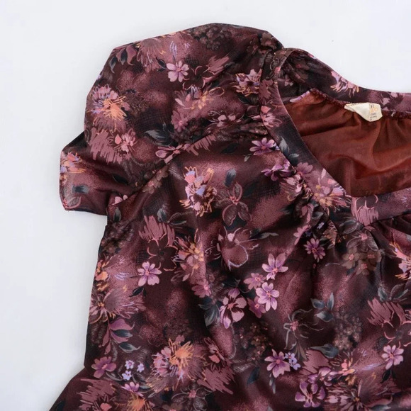Vintage Maroon Floral Short Sleeve Flowy Midi Dress - Picture 12 of 14